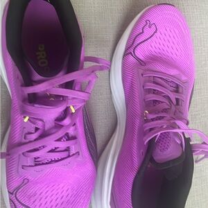 PUMA Women's Darter Pro Athletic Shoes - Vibrant Purple